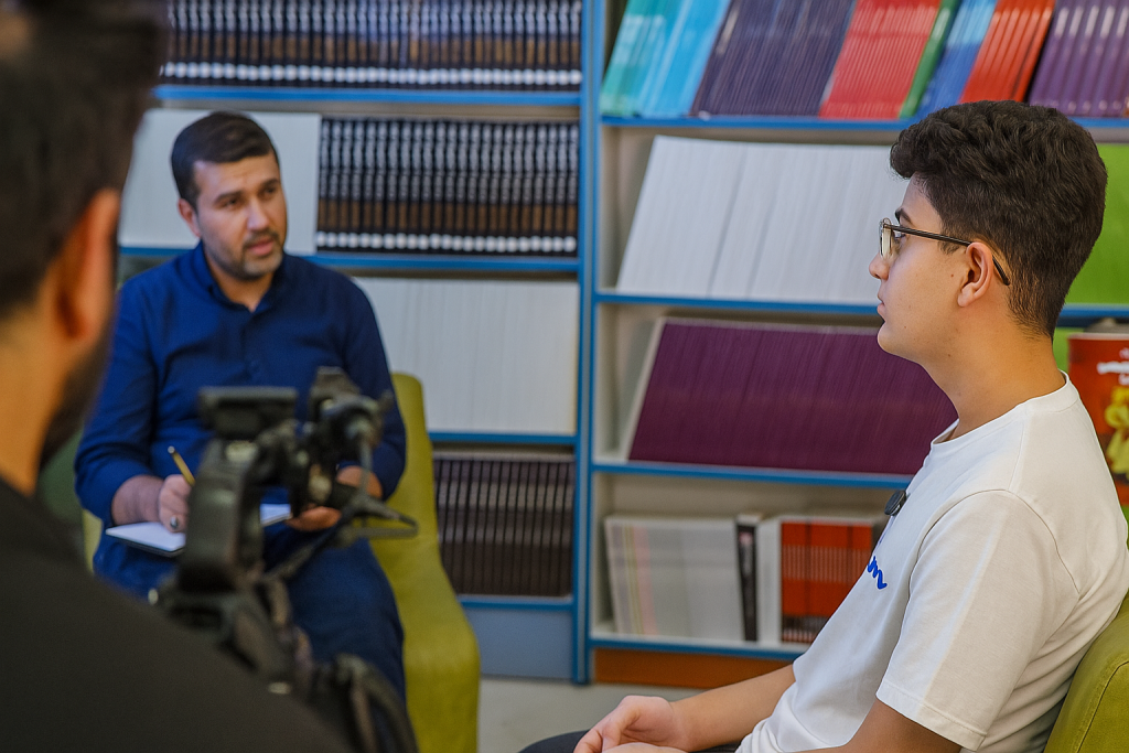 مصاحبه با رتبه‌های برتر کنکور ۱۴۰۴